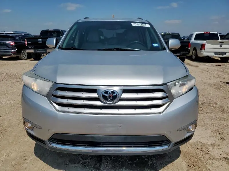 2011 TOYOTA HIGHLANDER LIMITED  
