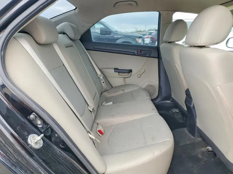 2013 KIA FORTE LX  