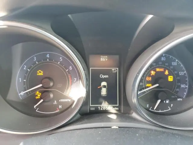 2017 TOYOTA COROLLA IM   
