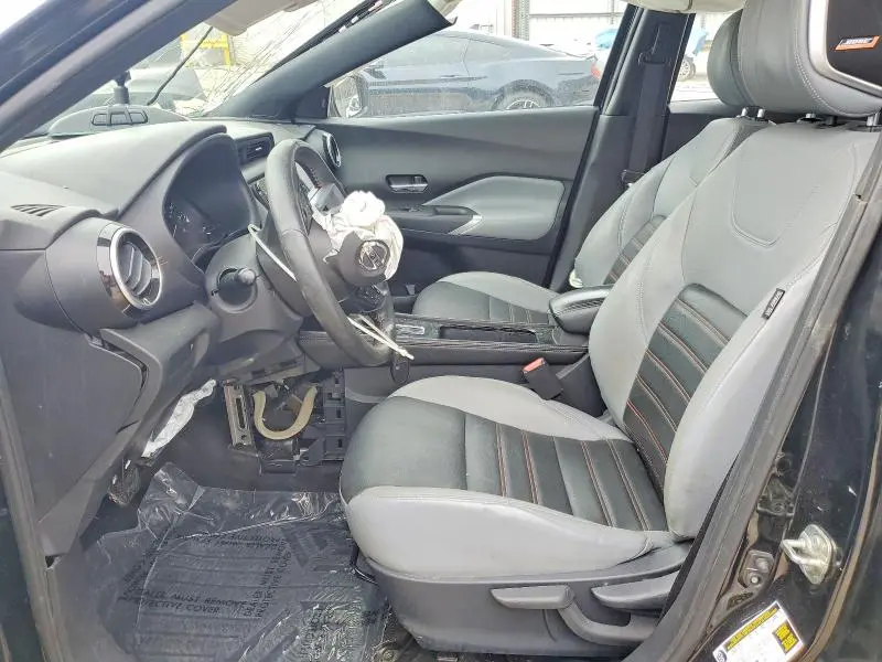 2021 NISSAN KICKS SR  