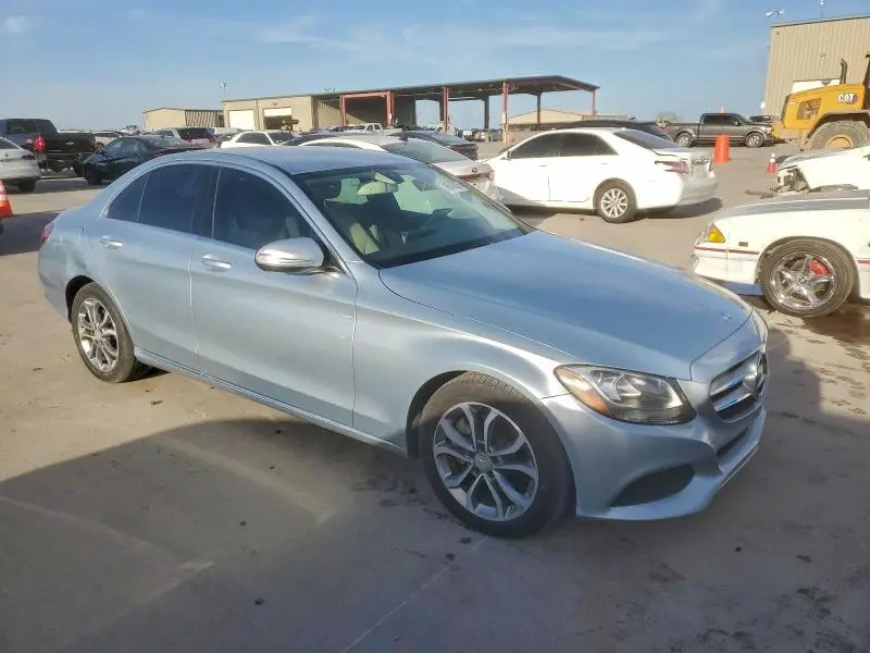 2015 MERCEDES-BENZ C 300  