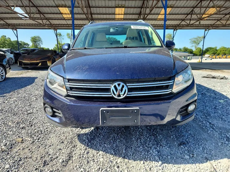 2014 VOLKSWAGEN TIGUAN S  