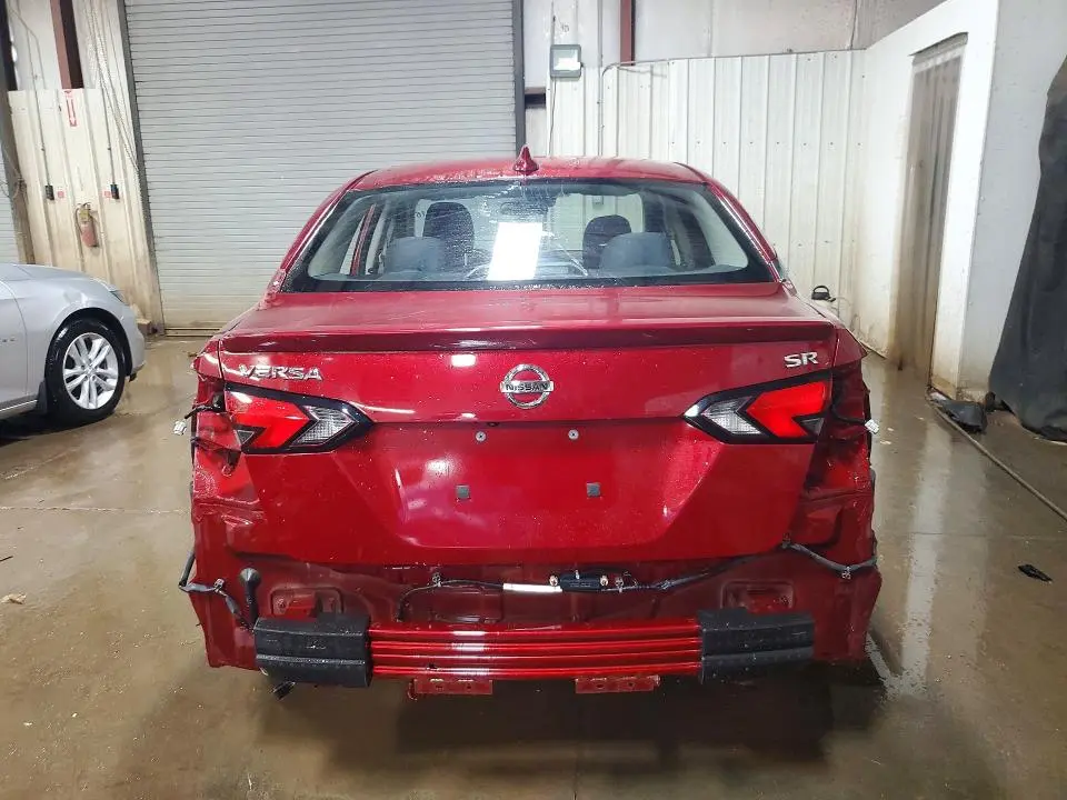 2020 NISSAN VERSA SR  