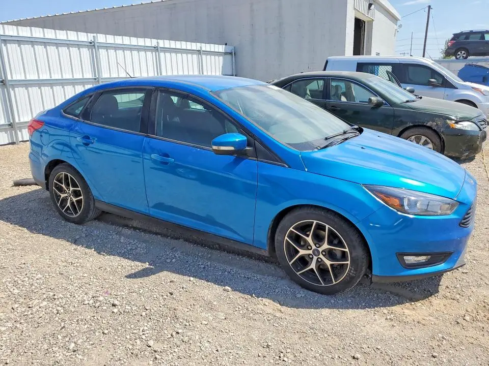 2017 FORD FOCUS SE  