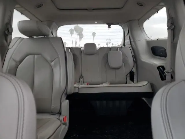 2019 CHRYSLER PACIFICA LIMITED  