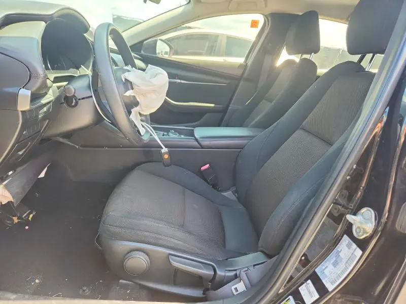 2019 MAZDA 3   