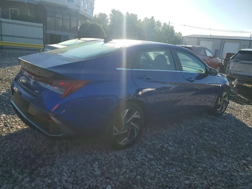 2024 HYUNDAI ELANTRA LIMITED  