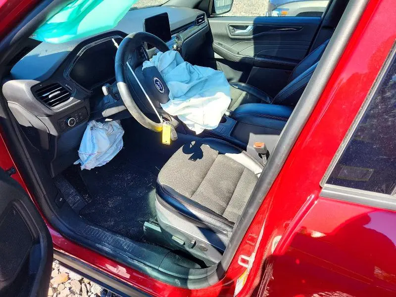 2025 FORD ESCAPE ST LINE SELECT  
