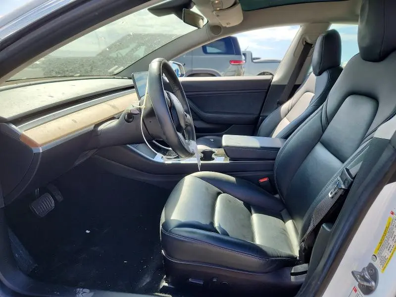 2018 TESLA MODEL 3   