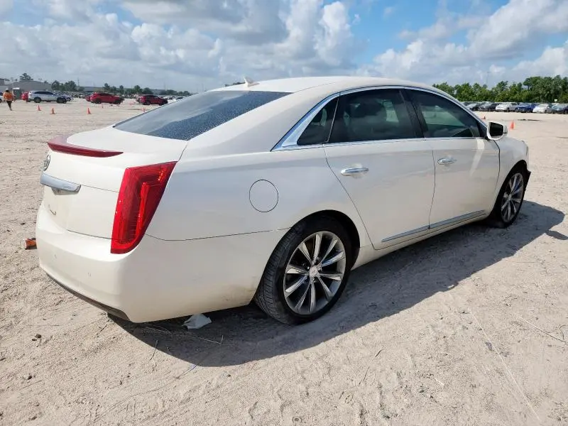 2013 CADILLAC XTS