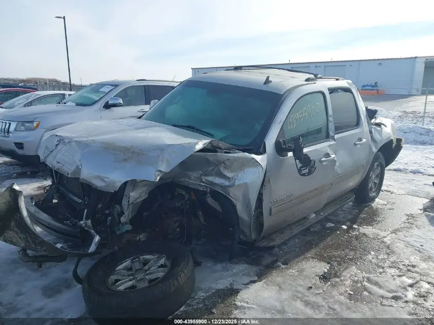 2013 GMC YUKON XL 1500 SLT