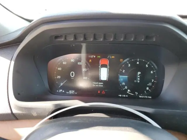 2021 VOLVO XC90 T6 MOMENTUM  