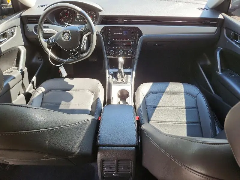 2021 VOLKSWAGEN PASSAT SE  