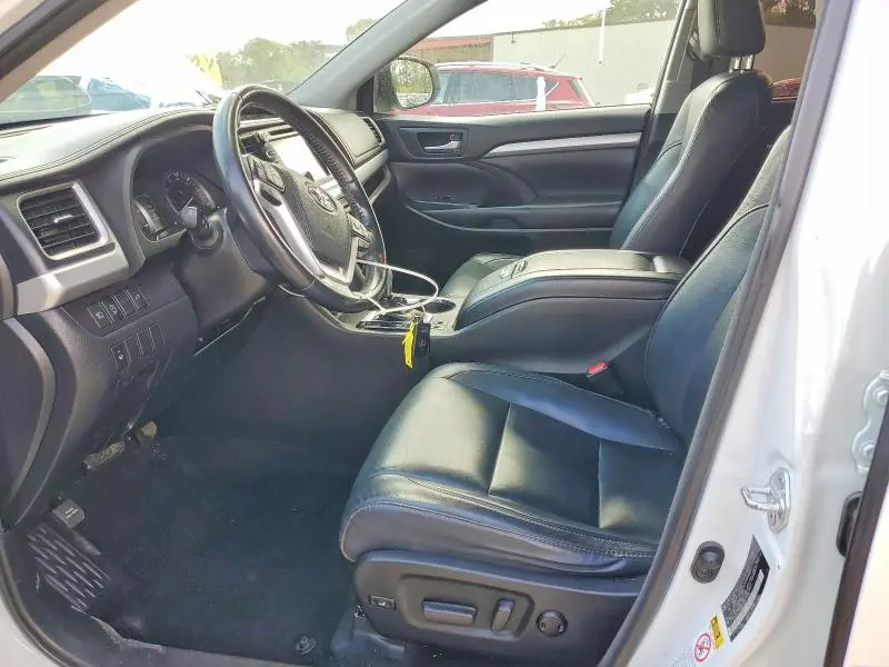 2018 TOYOTA HIGHLANDER XLE  