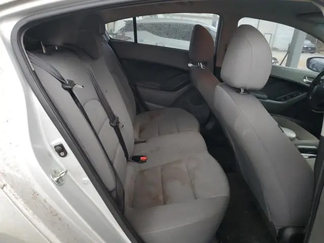 2018 KIA FORTE LX  