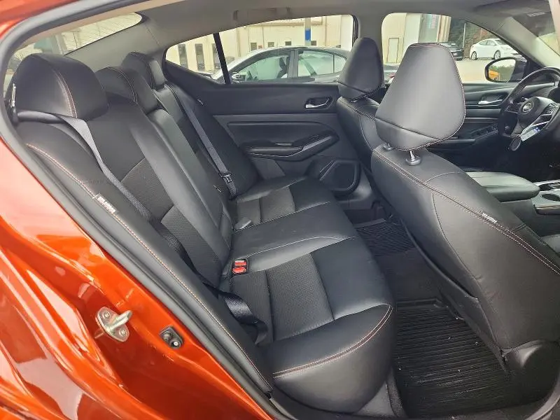 2021 NISSAN ALTIMA SR  