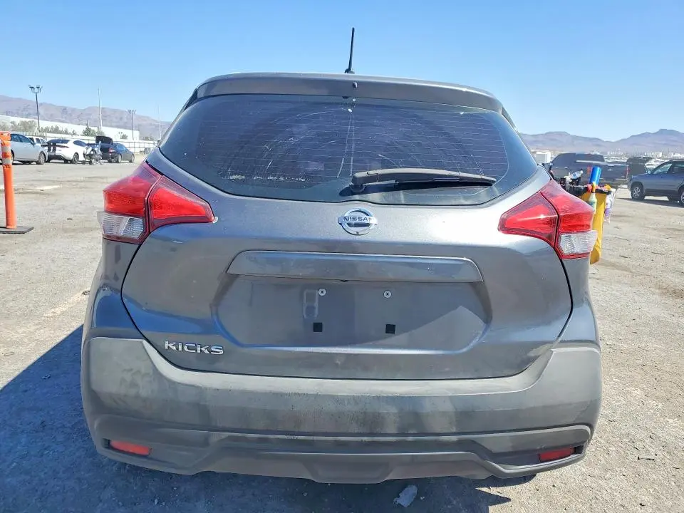 2019 NISSAN KICKS S  