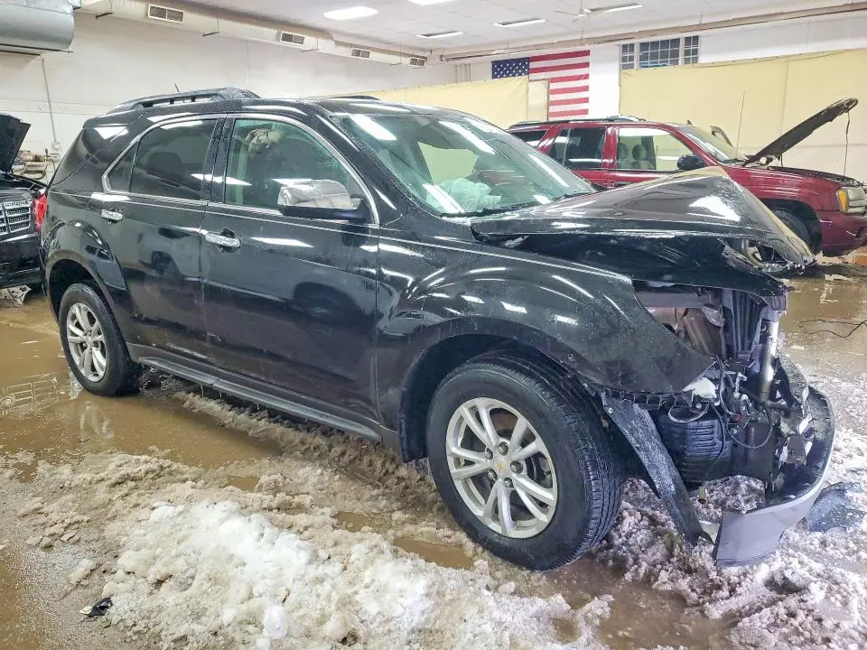 2017 CHEVROLET EQUINOX LT  