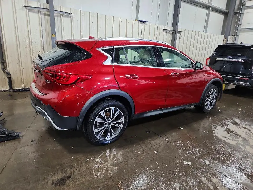 2019 INFINITI QX30 ESSENTIAL  