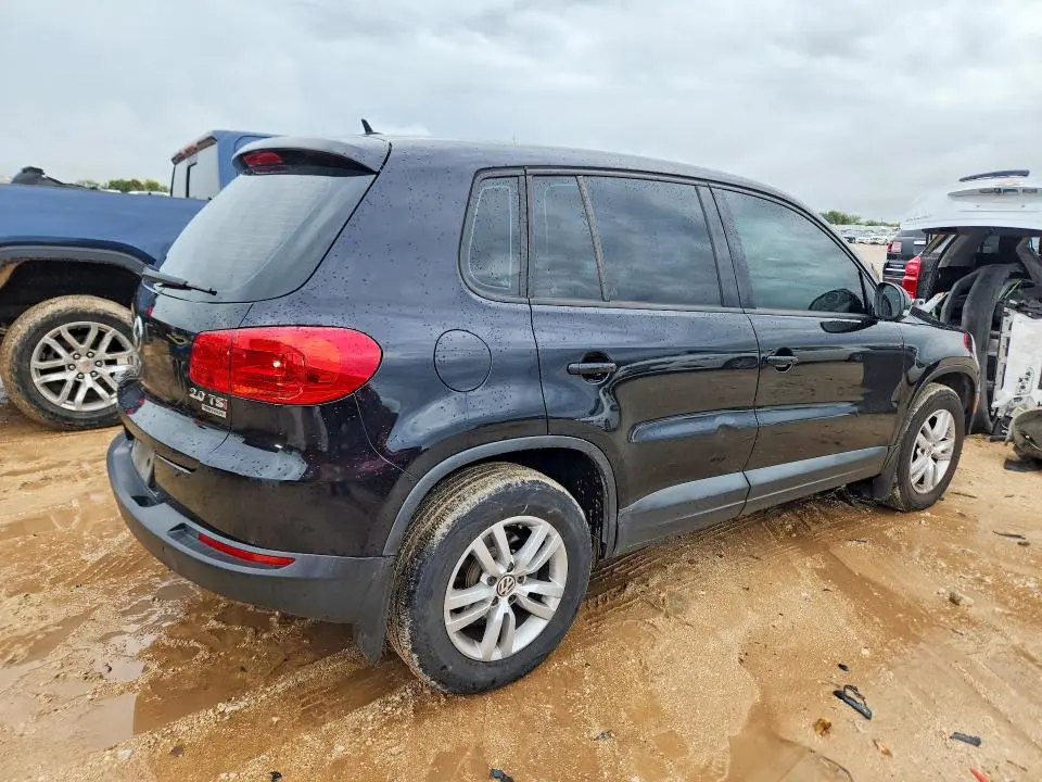 2014 VOLKSWAGEN TIGUAN S  