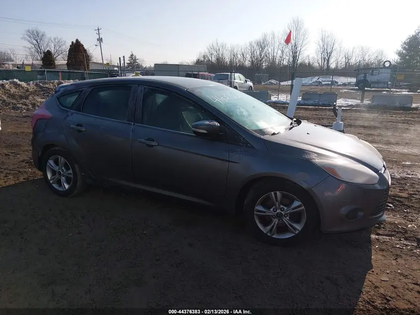 2014 FORD FOCUS SE