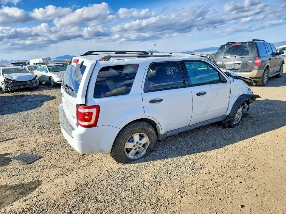 2010 FORD ESCAPE XLT  