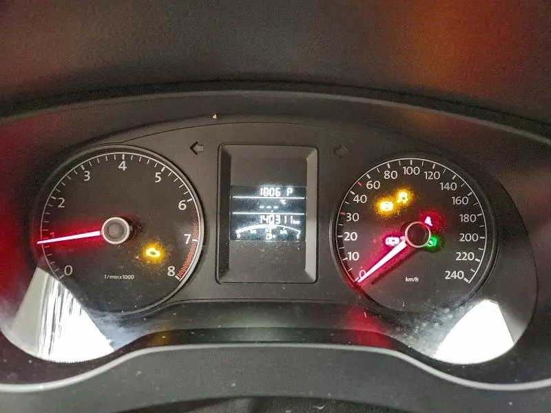 2013 VOLKSWAGEN JETTA BASE  