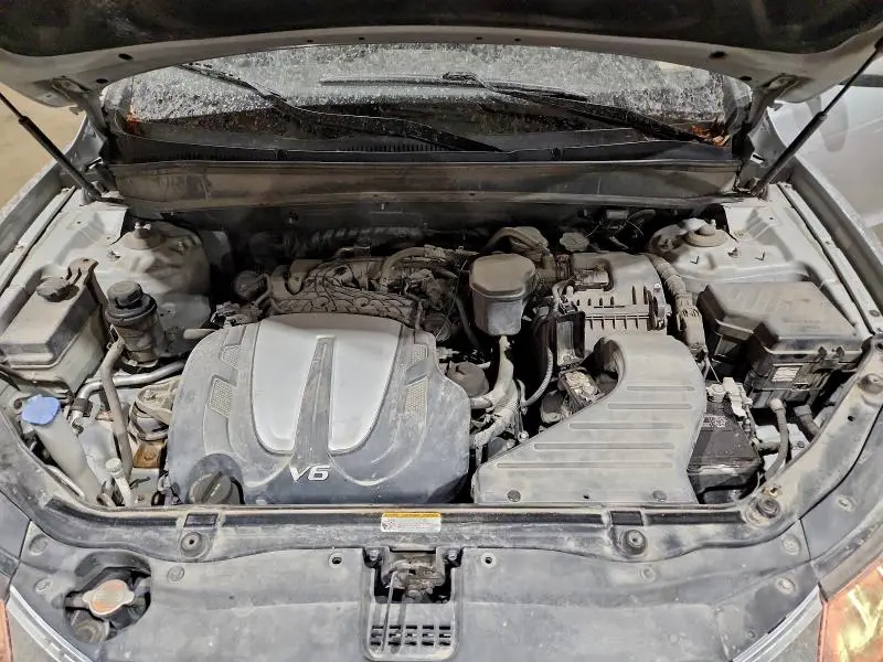 2011 HYUNDAI SANTA FE SE  