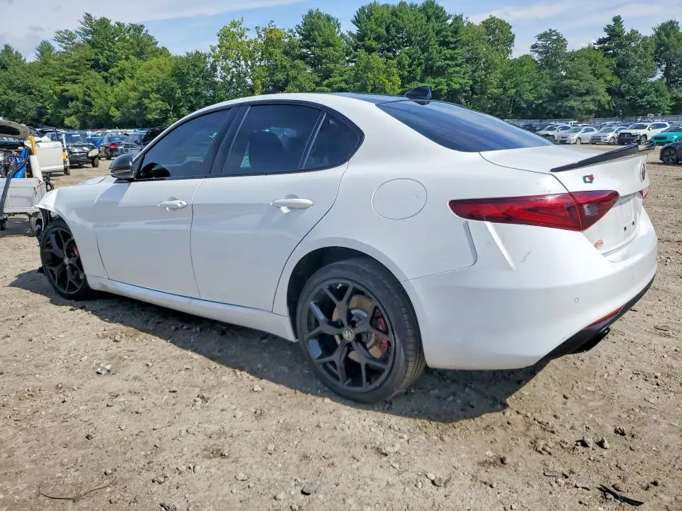2020 ALFA ROMEO GIULIA TI  