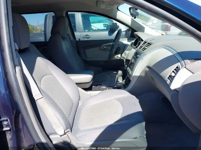 2011 CHEVROLET TRAVERSE 1LT