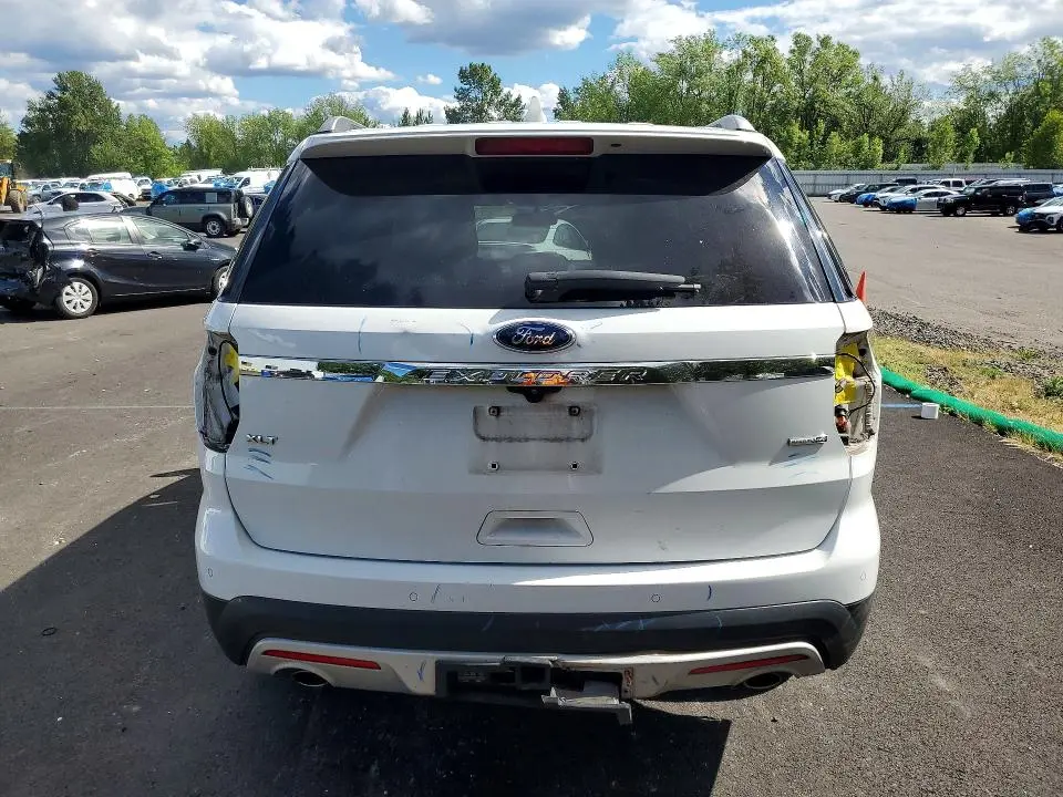 2016 FORD EXPLORER XLT  