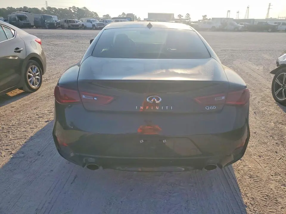 2017 INFINITI Q60 2.0T PREMIUM  