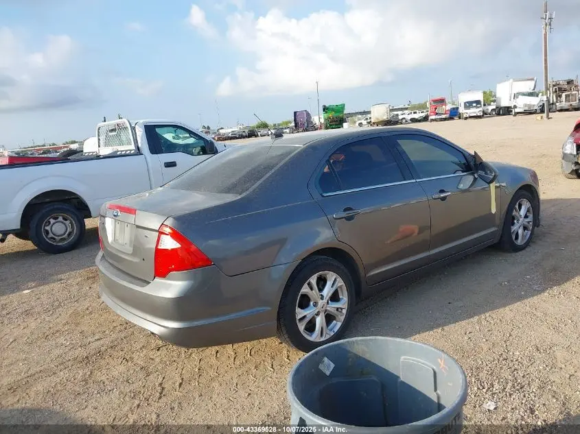2012 FORD FUSION SE
