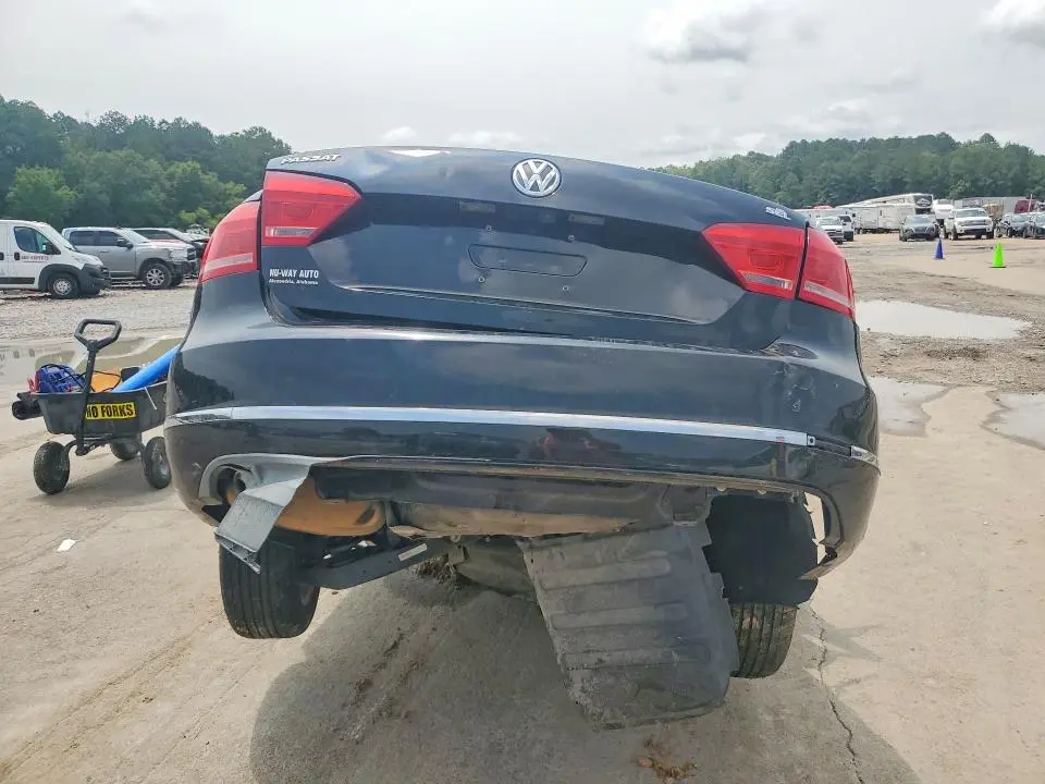 2013 VOLKSWAGEN PASSAT SEL  