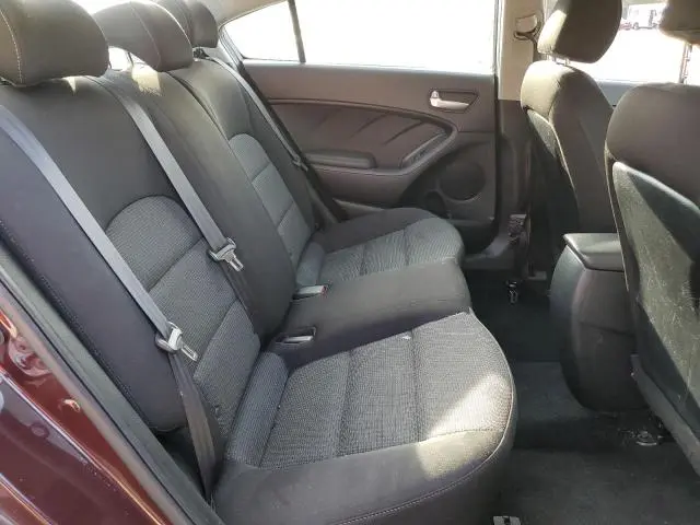 2018 KIA FORTE LX  