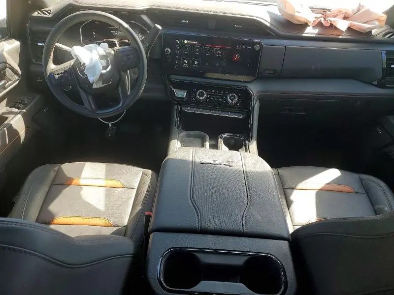 2025 GMC SIERRA K2500 AT4  