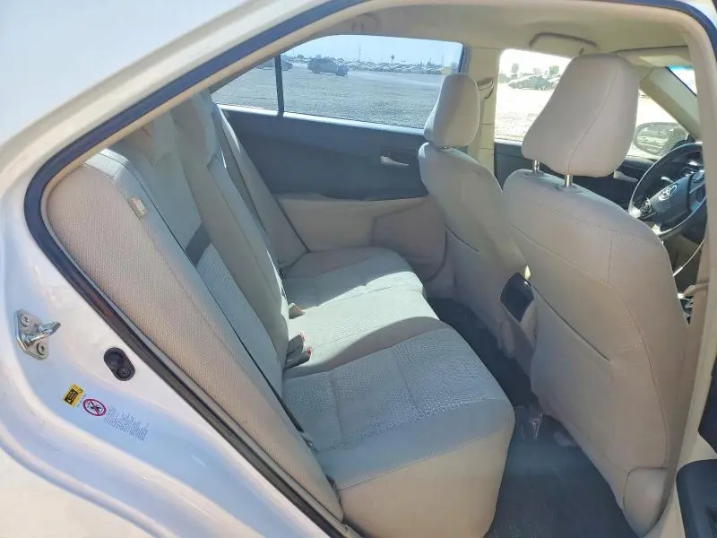 2014 TOYOTA CAMRY LE  