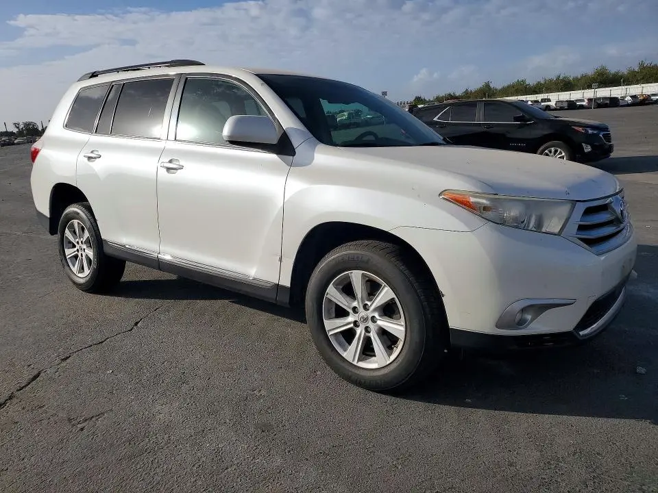 2012 TOYOTA HIGHLANDER BASE  