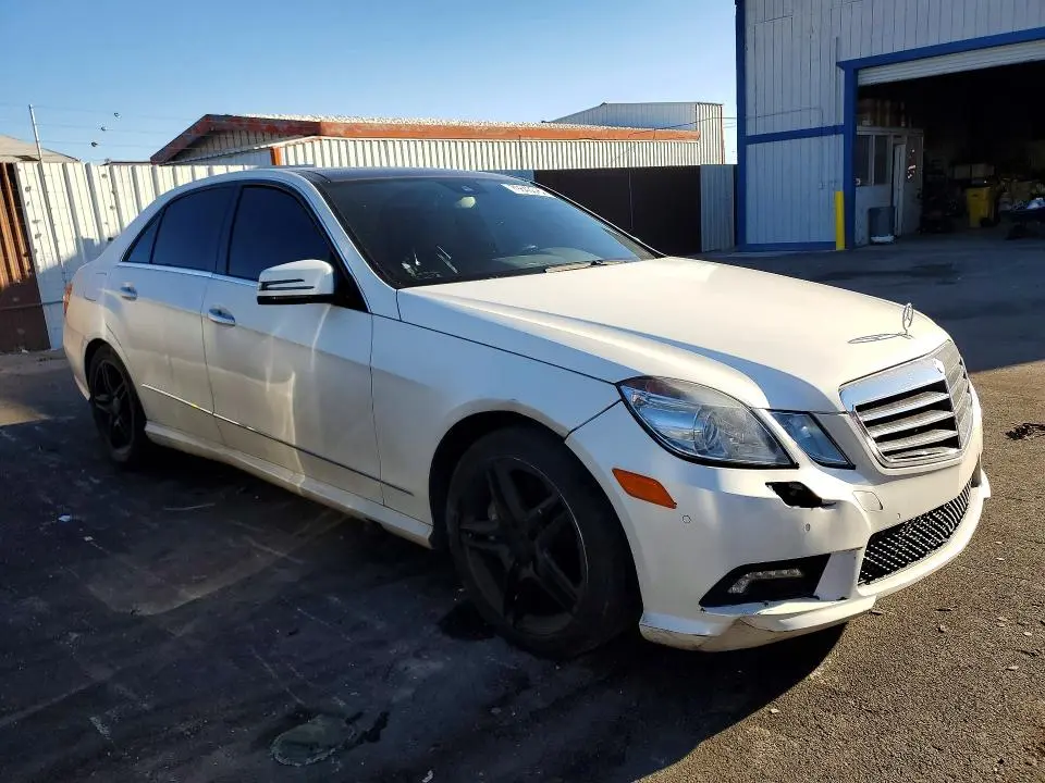 2011 MERCEDES-BENZ E 550  