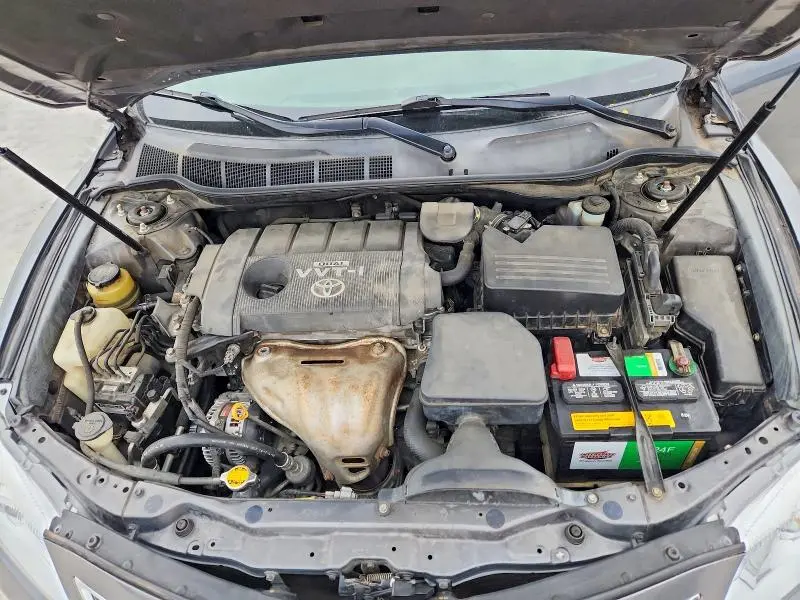 2010 TOYOTA CAMRY LE  