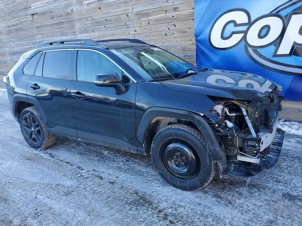 2024 TOYOTA RAV4 ADVENTURE  