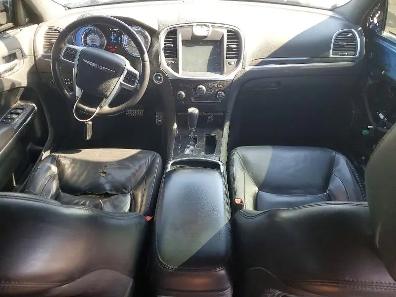 2011 CHRYSLER 300 LIMITED  