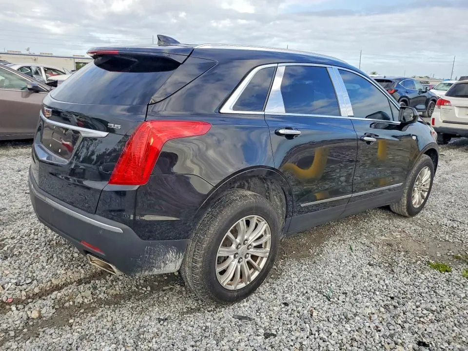 2018 CADILLAC XT5   