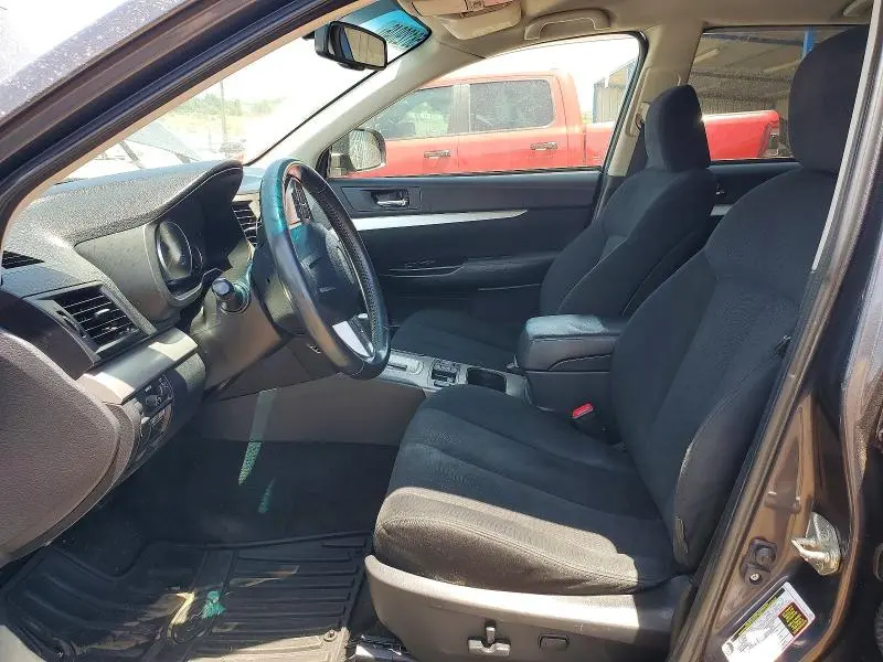 2013 SUBARU OUTBACK 2.5I PREMIUM  