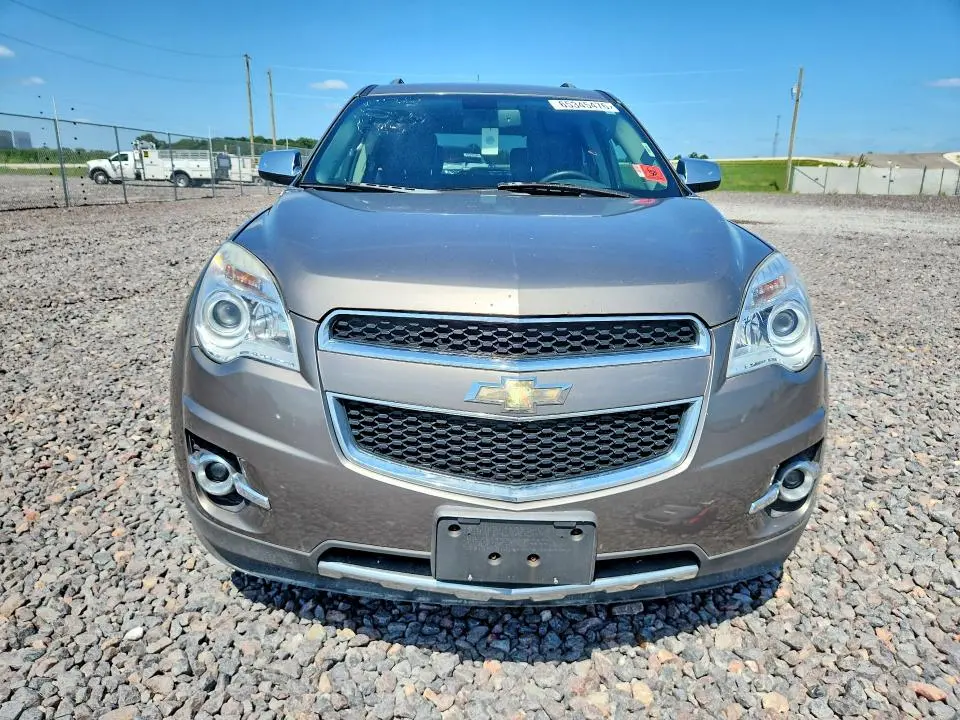 2010 CHEVROLET EQUINOX LT  