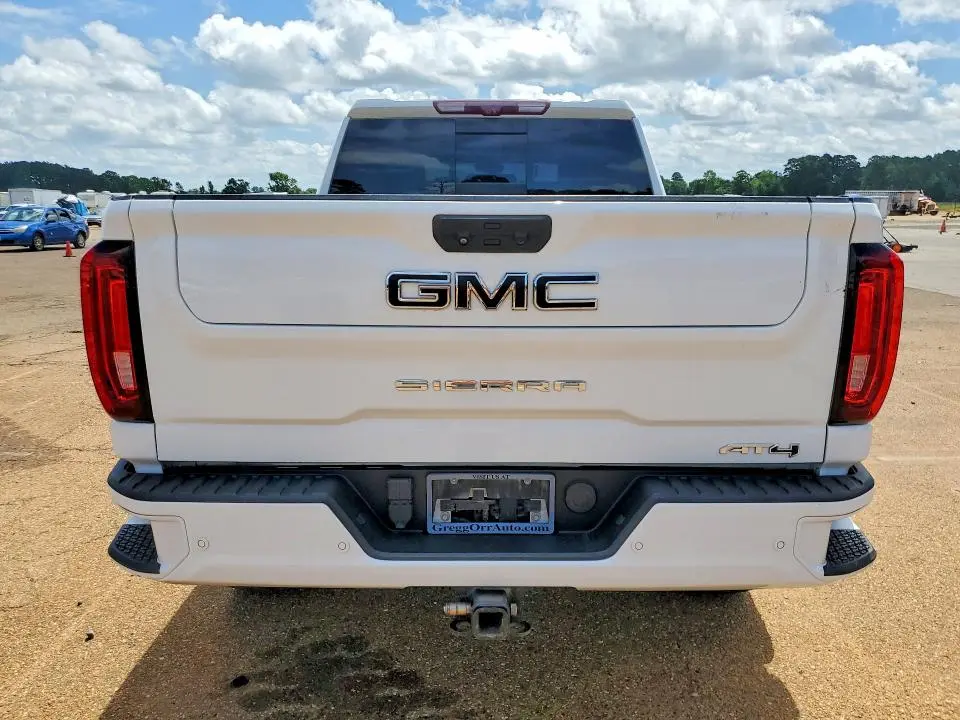 2022 GMC SIERRA K2500 AT4  
