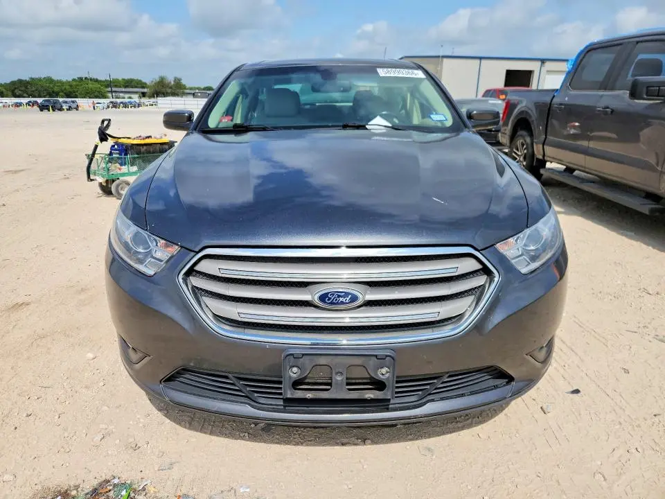 2016 FORD TAURUS SEL  