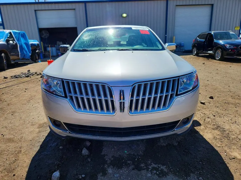 2010 LINCOLN MKZ   
