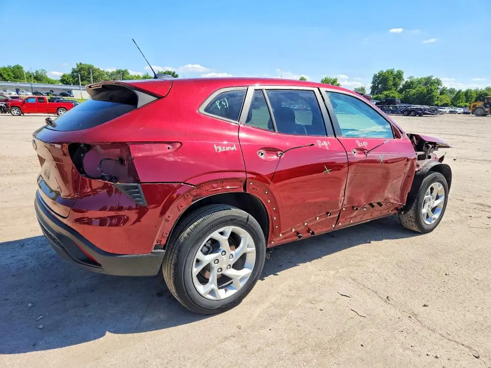 2024 CHEVROLET TRAX LS  