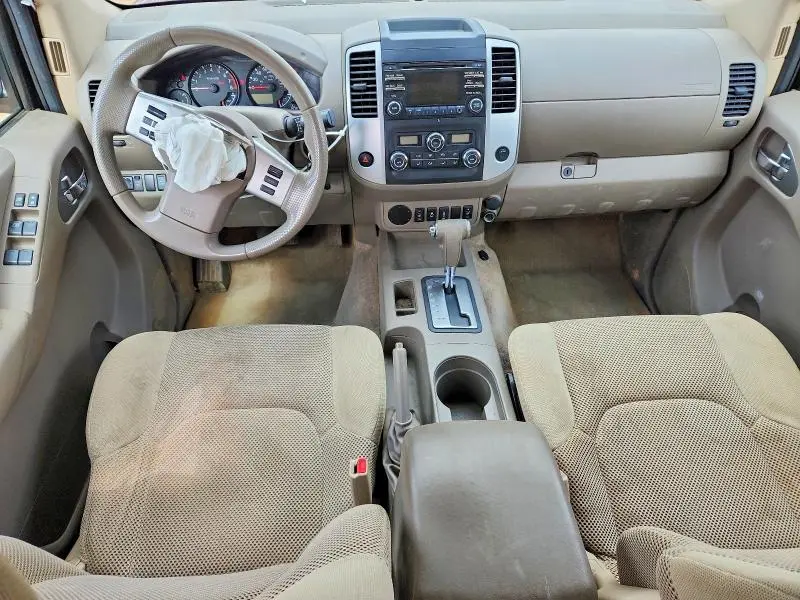 2014 NISSAN FRONTIER S  